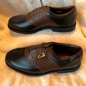 Men’s NWOT Footjoy Sierra Treks black/brown golf shoes